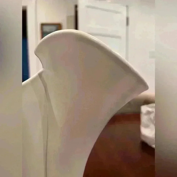 Vintage Tulip Vase with  Two Separate Stem Areas in White - Picture 3 of 10